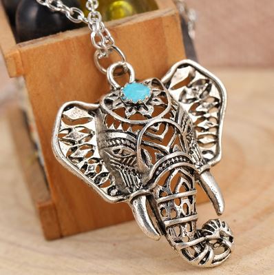 Vintage Silver Elephant Pendant Necklace