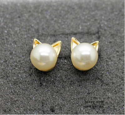 Cute Pearl Cat Head Stud Earrings