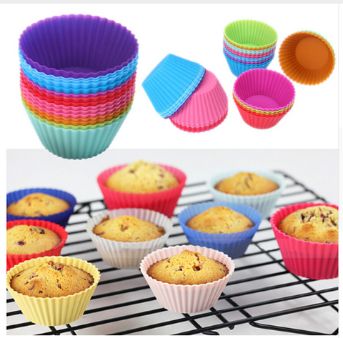 12 pcs/lot 7 cm Muffin Cupcake Silicone Cups Offer