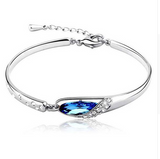 Rhinestone Elegant Angel Tear Bud Crystal Bracelet Offer